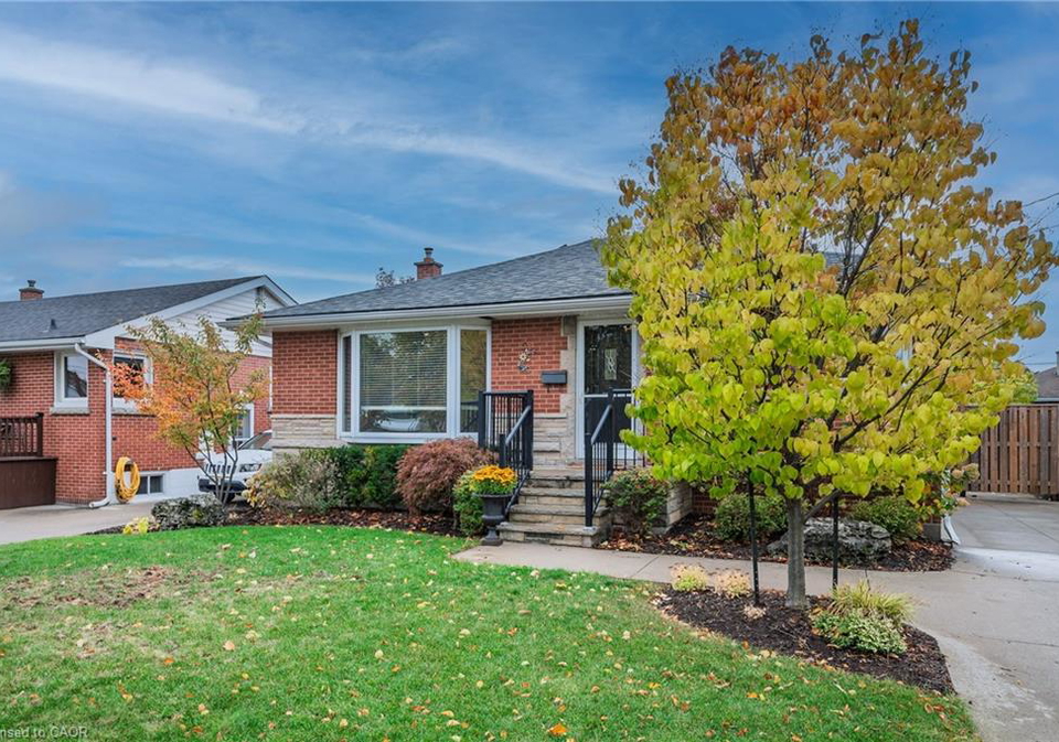 30-wildewood-avenue-hamilton-ontario-40788487