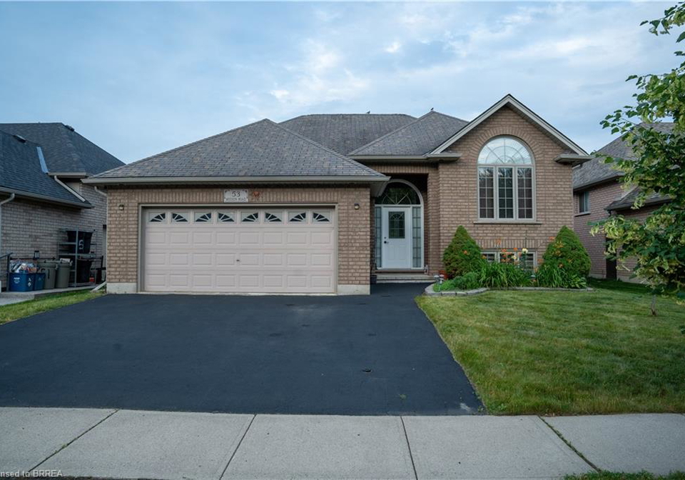 53-mission-road-brantford-ontario-40788587