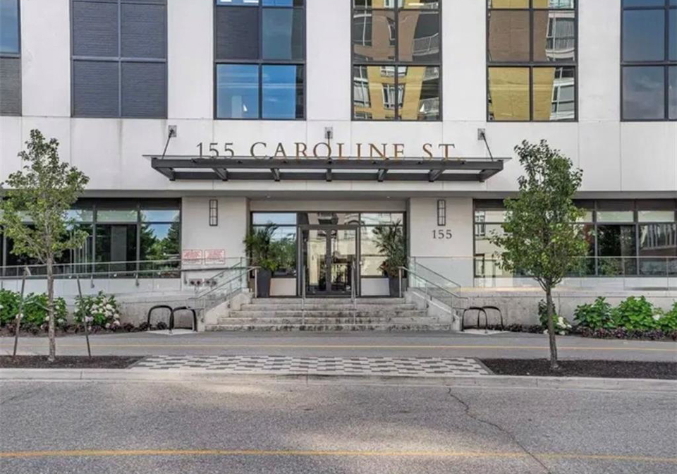 155-caroline-street-s-waterloo-ontario-40788622