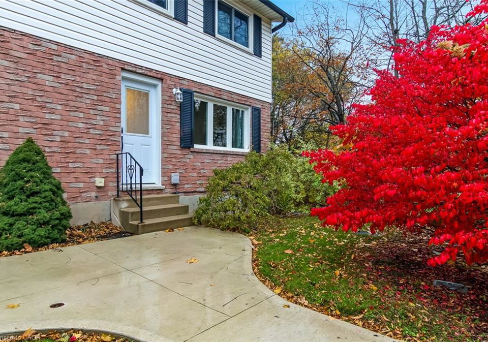 214-richardson-drive-port-dover-ontario-40788655