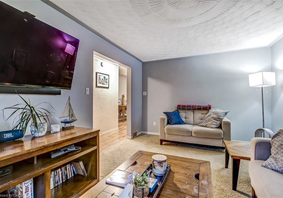 214-richardson-drive-port-dover-ontario-40788655