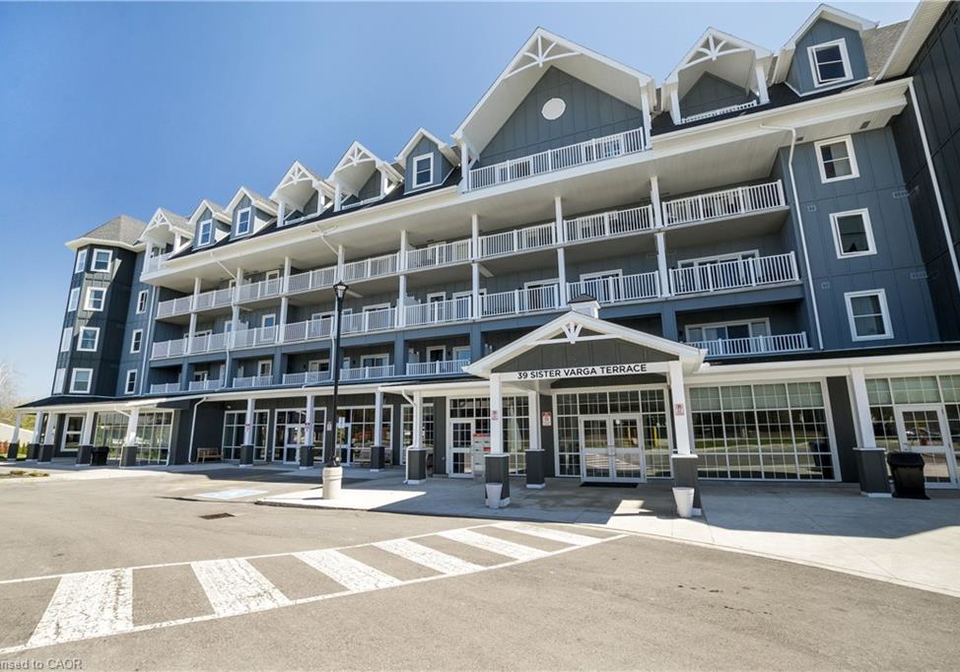 39-sister-varga-terrace-hamilton-ontario-40788840