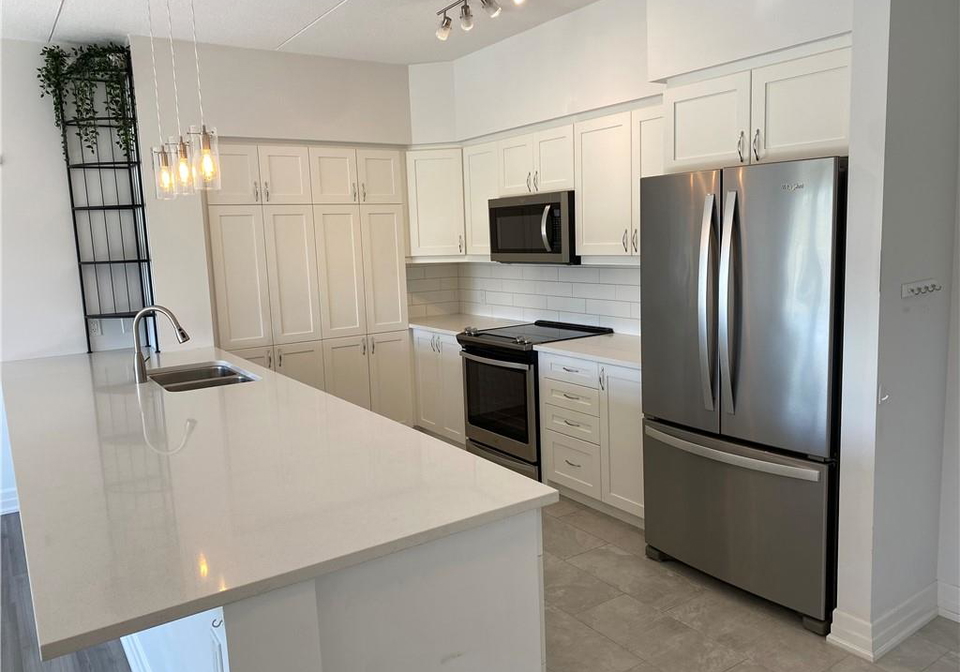 39-sister-varga-terrace-hamilton-ontario-40788840
