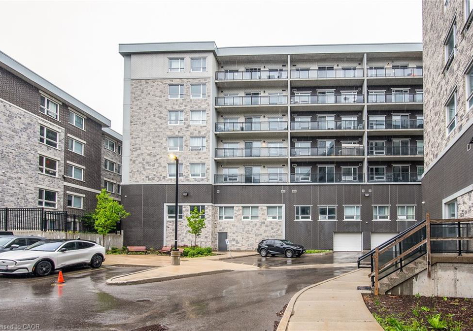 275-larch-street-waterloo-ontario-40788869