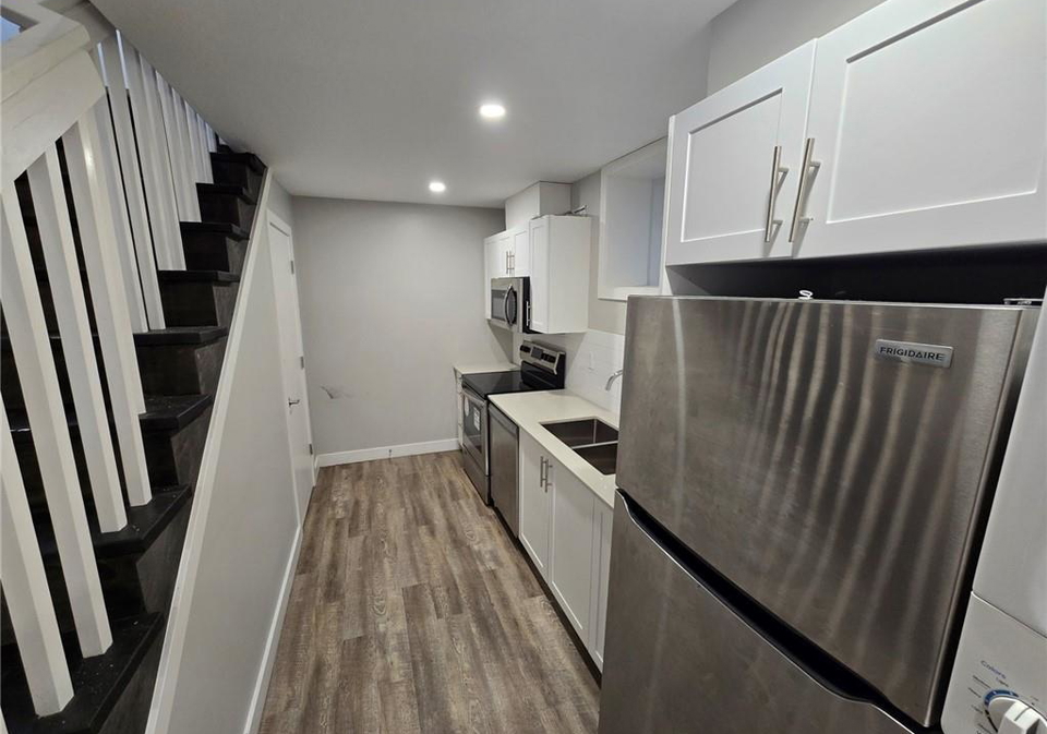 102-wellington-street-n-hamilton-ontario-40788946
