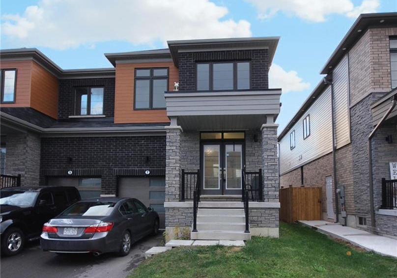 7-owl-lane-caledonia-ontario-40789015