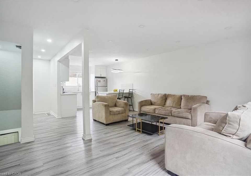 36-greendale-drive-hamilton-ontario-40789044