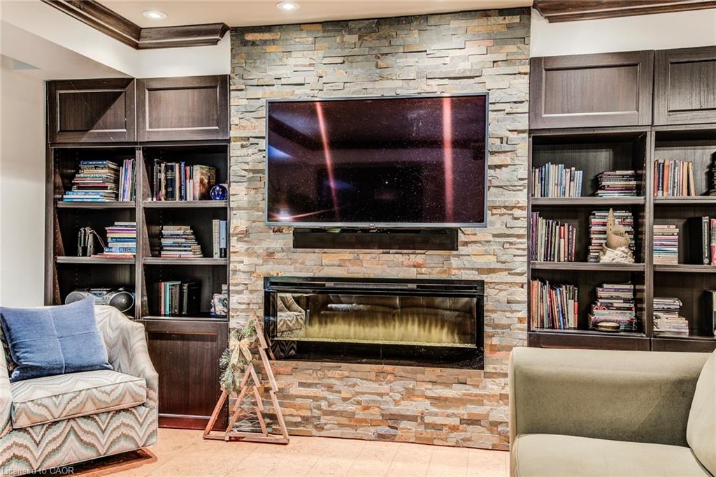 30-blue-springs-drive-waterloo-ontario-40789048