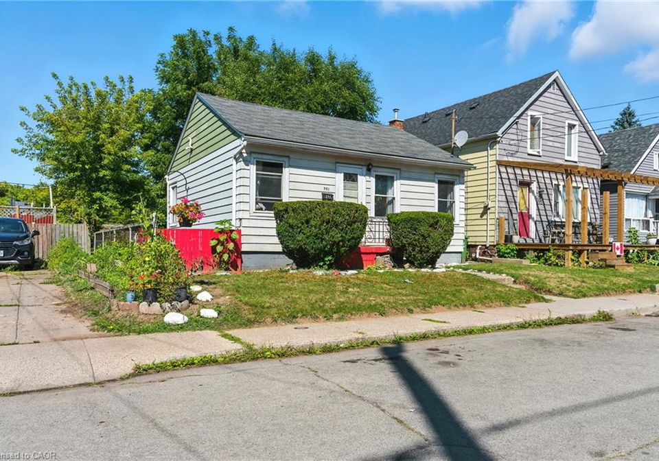 391-fairfield-avenue-hamilton-ontario-40789055