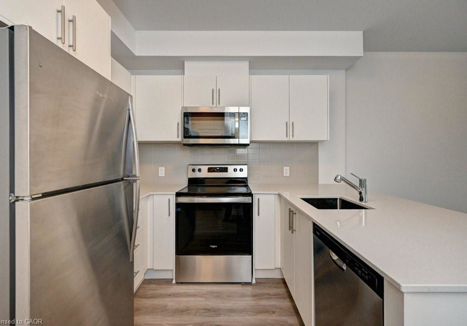 1000-lackner-place-kitchener-ontario-40789059