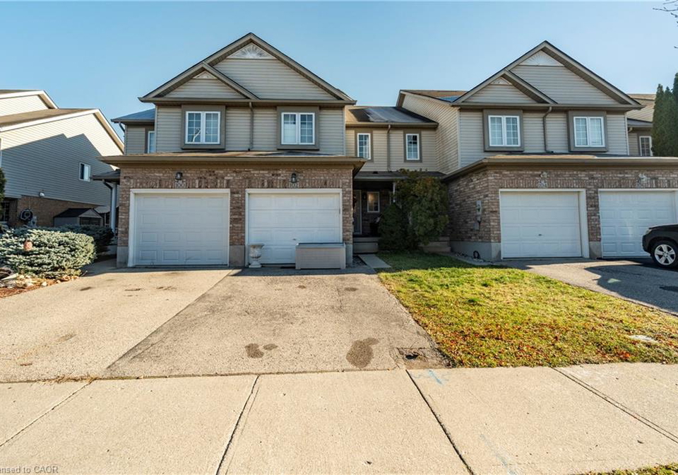 102-donnenwerth-drive-kitchener-ontario-40789092