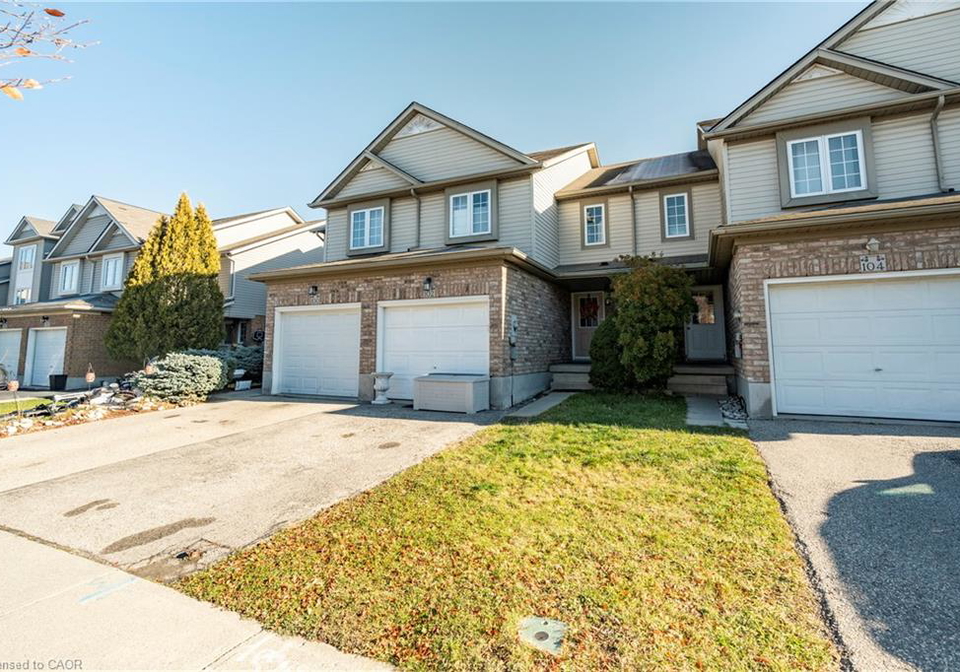 102-donnenwerth-drive-kitchener-ontario-40789092