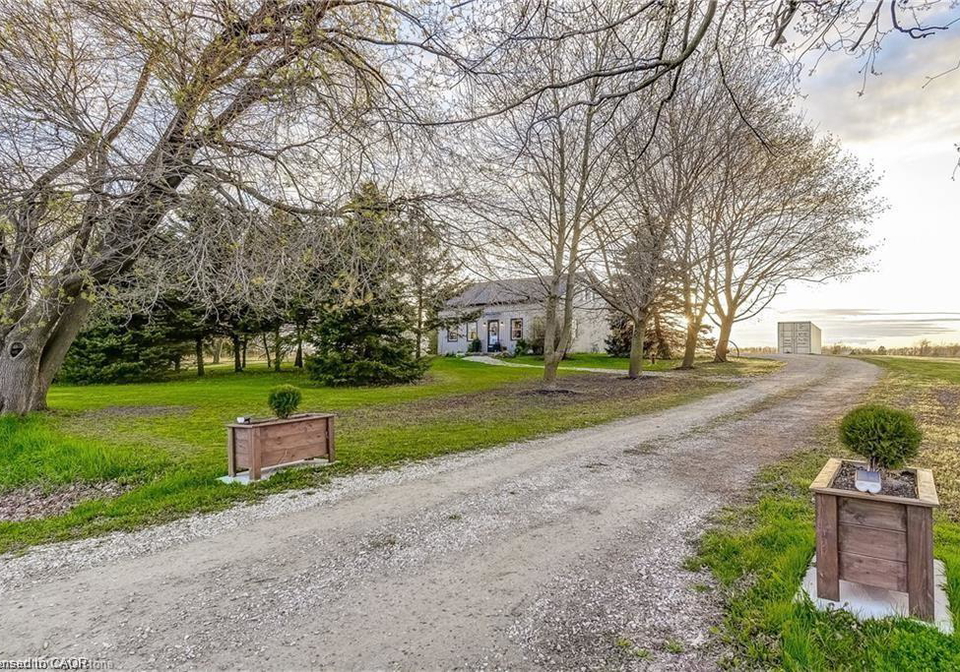 3759-3-highway-hagersville-ontario-40789172