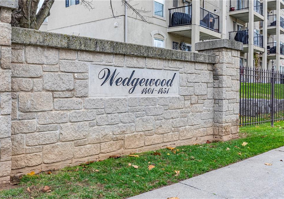 1431-walkers-line-burlington-ontario-40789196