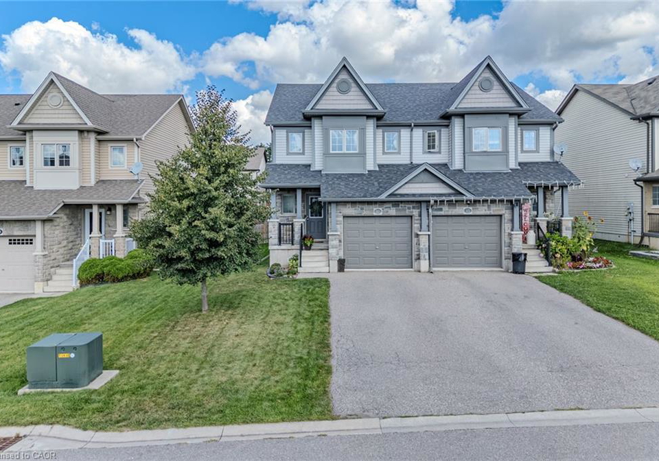 37-trillium-way-simcoe-ontario-40789205