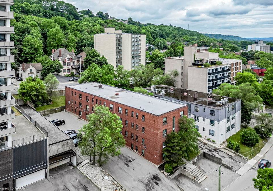 118-st-josephs-drive-hamilton-ontario-40789300