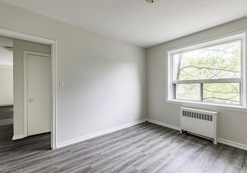 118-st-josephs-drive-hamilton-ontario-40789300