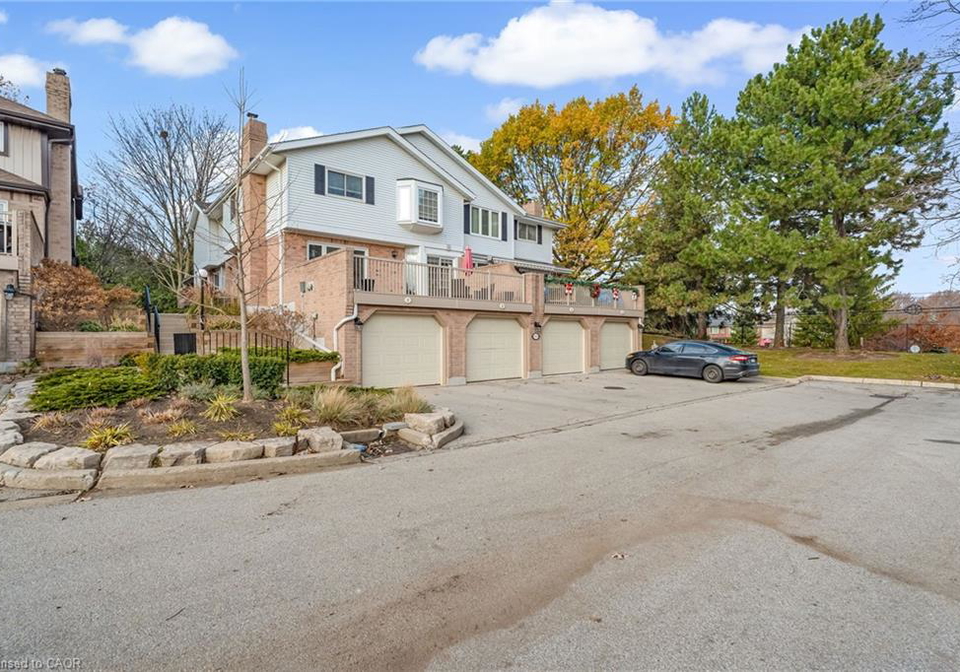 1513-upper-middle-road-burlington-ontario-40789691