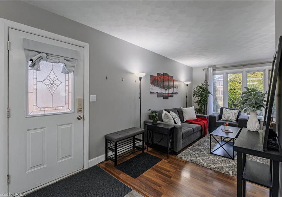 13-dundas-street-w-paris-ontario-40789736
