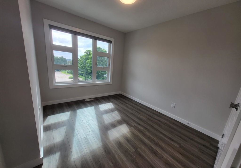 118-gravel-ridge-trail-kitchener-ontario-40789838