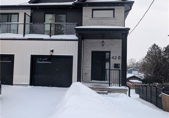 42-wellington-street-paris-ontario-40789881