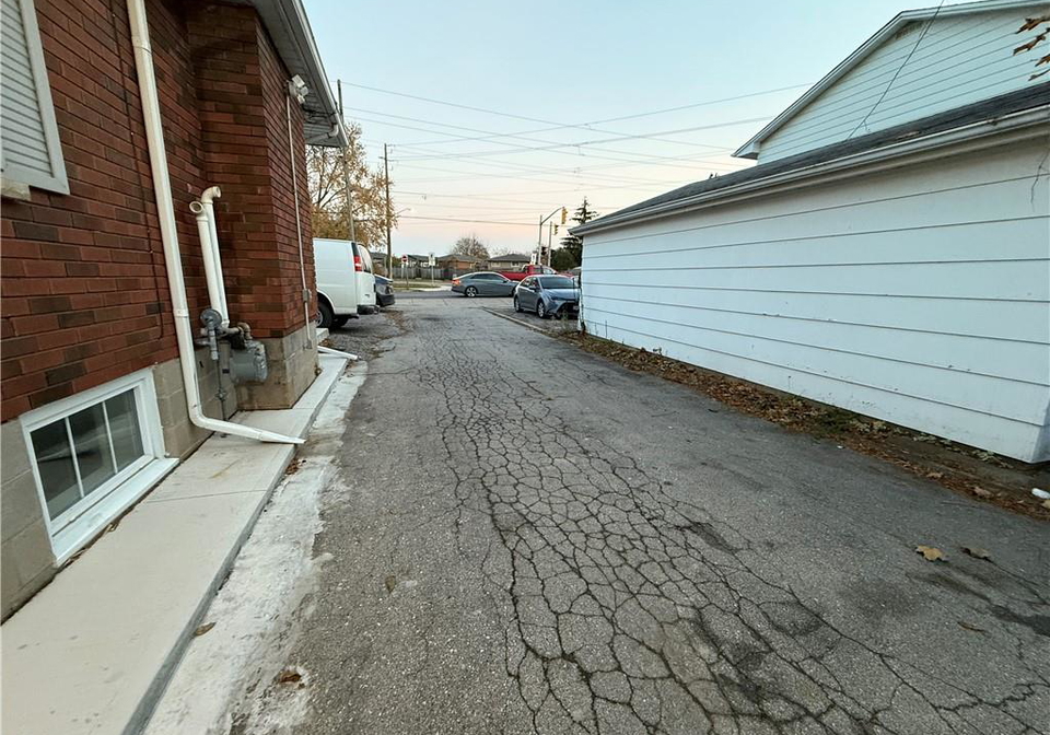115-green-road-stoney-creek-ontario-40789893