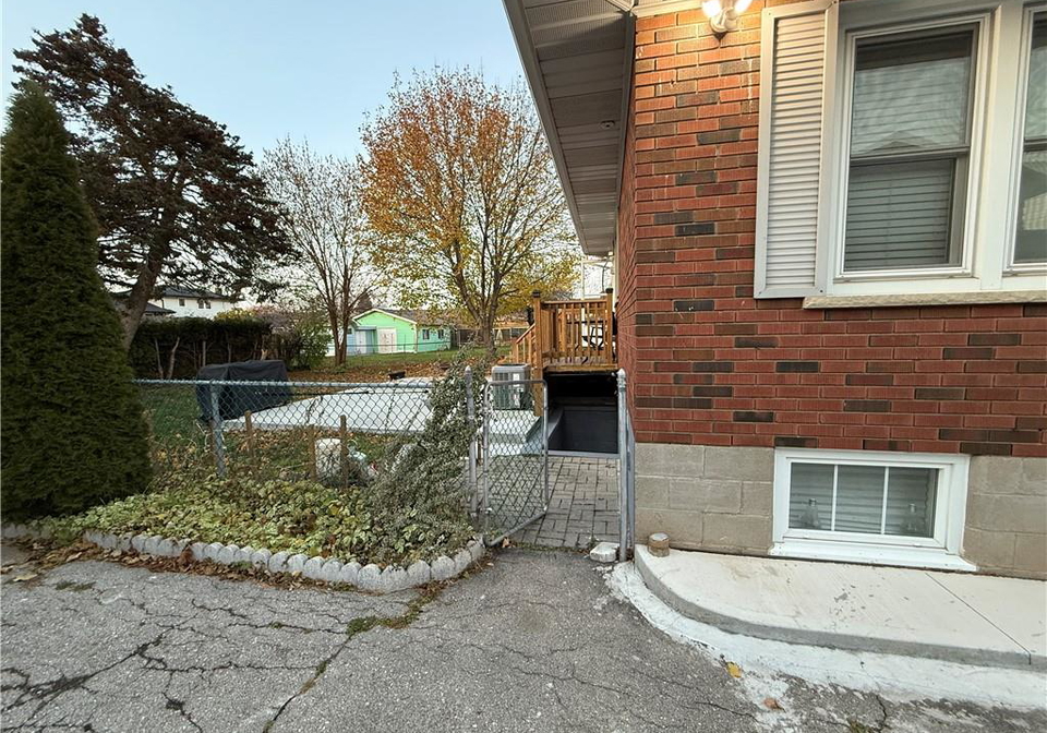 115-green-road-stoney-creek-ontario-40789893