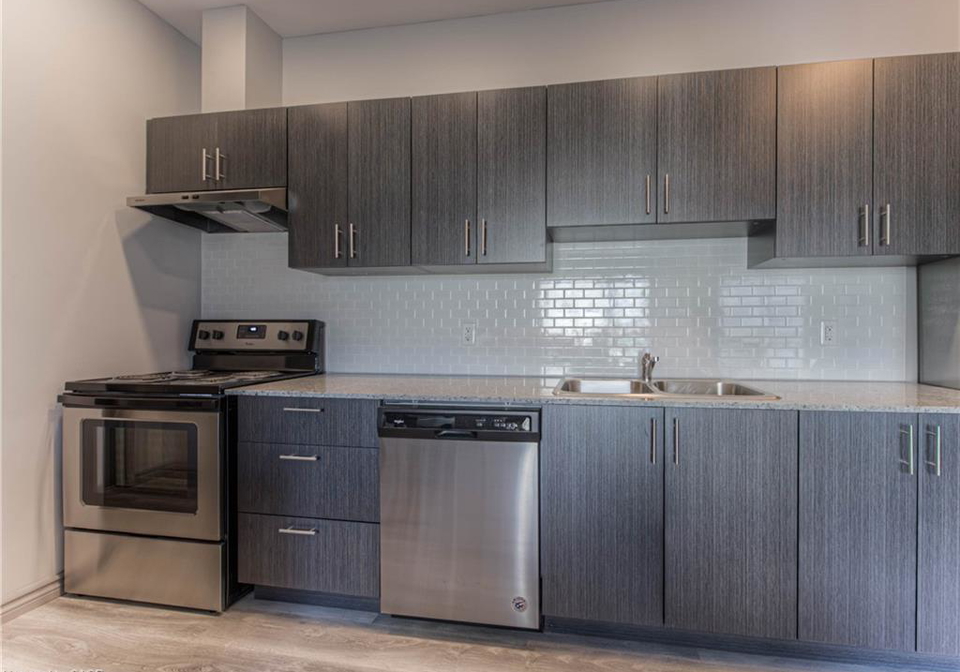 275-larch-street-waterloo-ontario-40789977