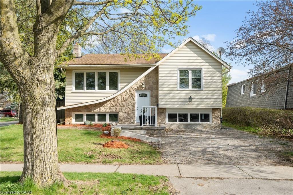 54-oriole-parkway-brantford-ontario-40789997