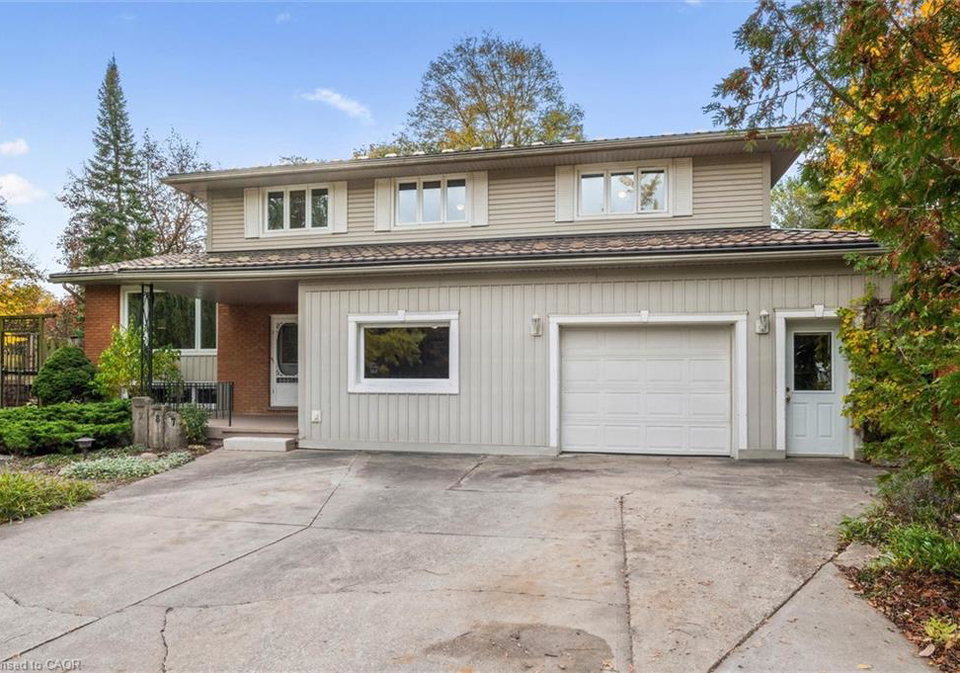 287-villa-place-waterloo-ontario-40790080