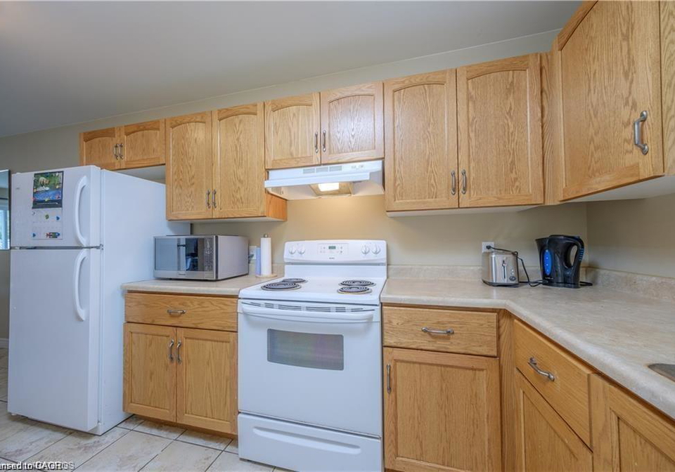 653-kincardine-avenue-kincardine-ontario-40790093