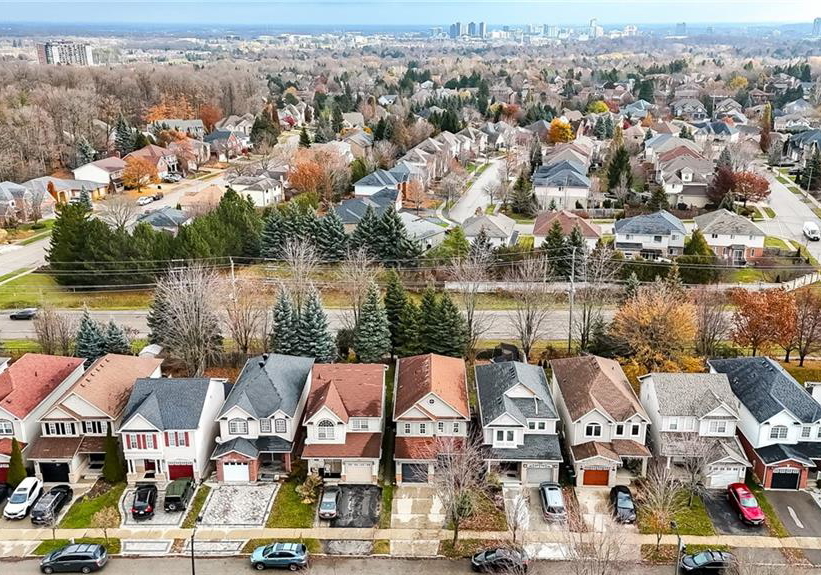 728-zermatt-drive-waterloo-ontario-40790117