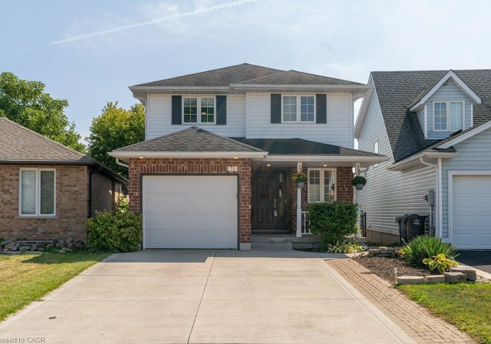 71-waxwing-crescent-guelph-ontario-40790236