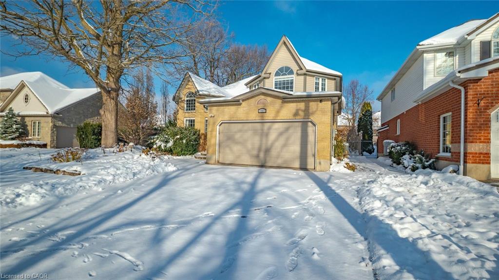 262-pioneer-tower-road-kitchener-ontario-40790277