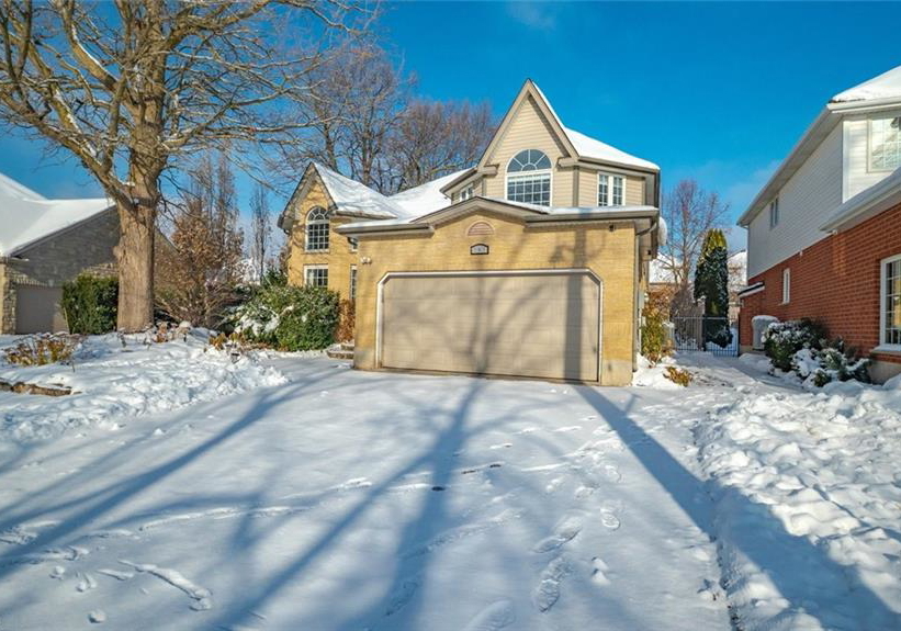 262-pioneer-tower-road-kitchener-ontario-40790277