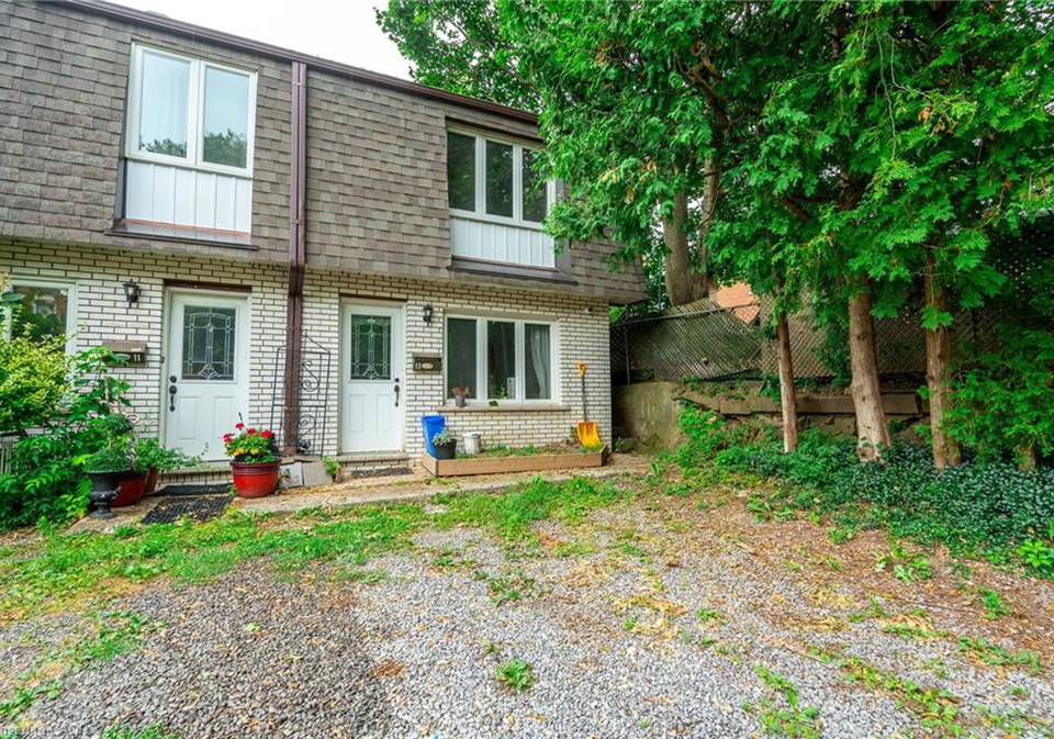 13-henry-street-hamilton-ontario-40790311