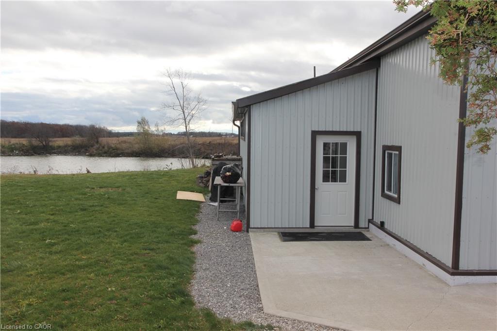 4078-3-highway-cayuga-ontario-40790350