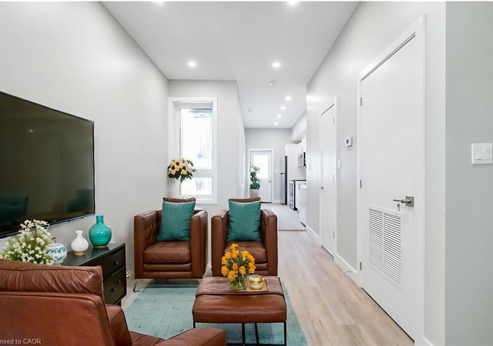 102-wellington-street-n-hamilton-ontario-40790375