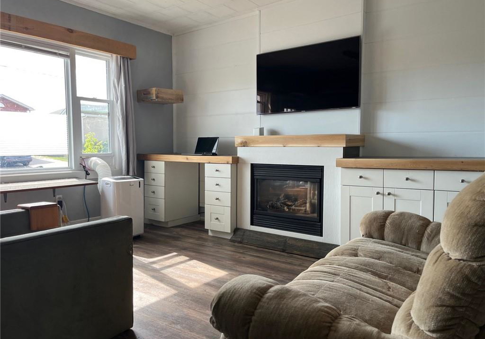 18-quarry-street-haldimand-ontario-40790408