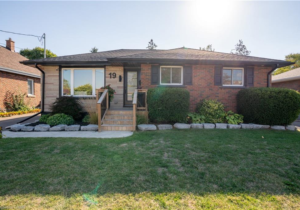 19-russell-street-brantford-ontario-40790586