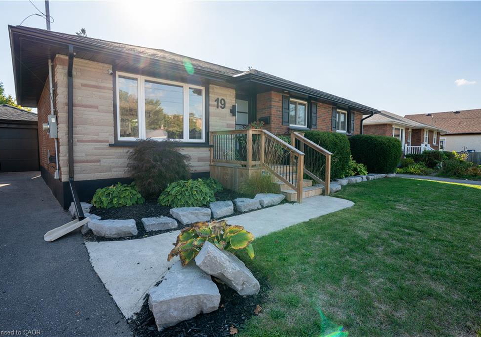 19-russell-street-brantford-ontario-40790586