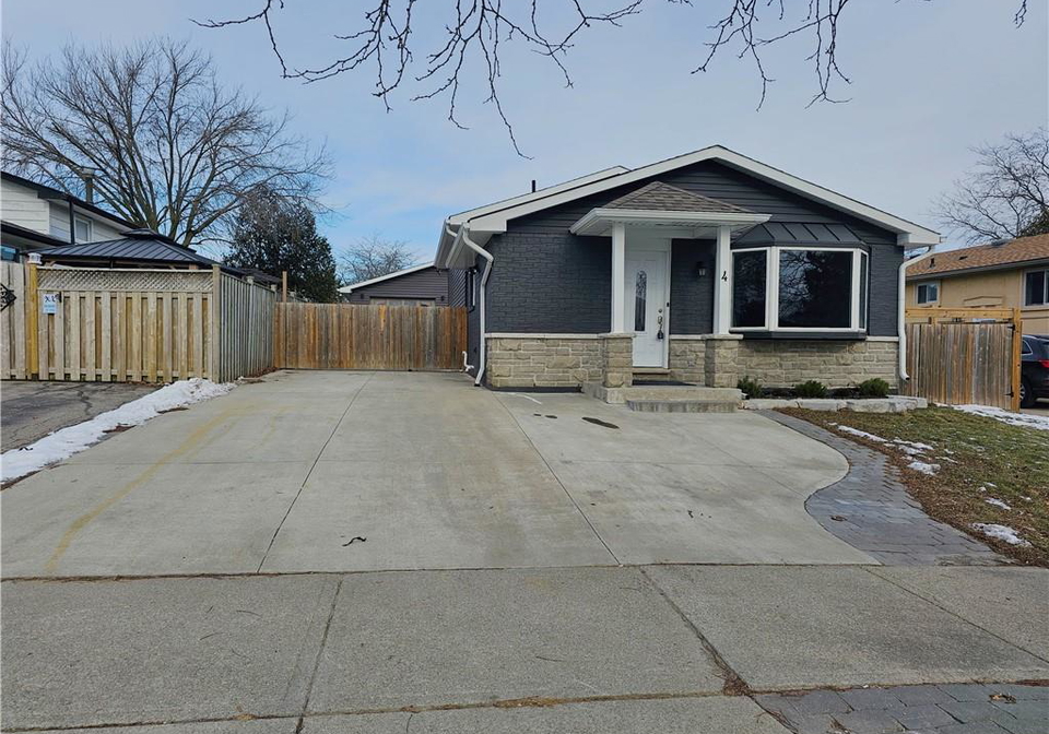 4-markham-crescent-hamilton-ontario-40790593