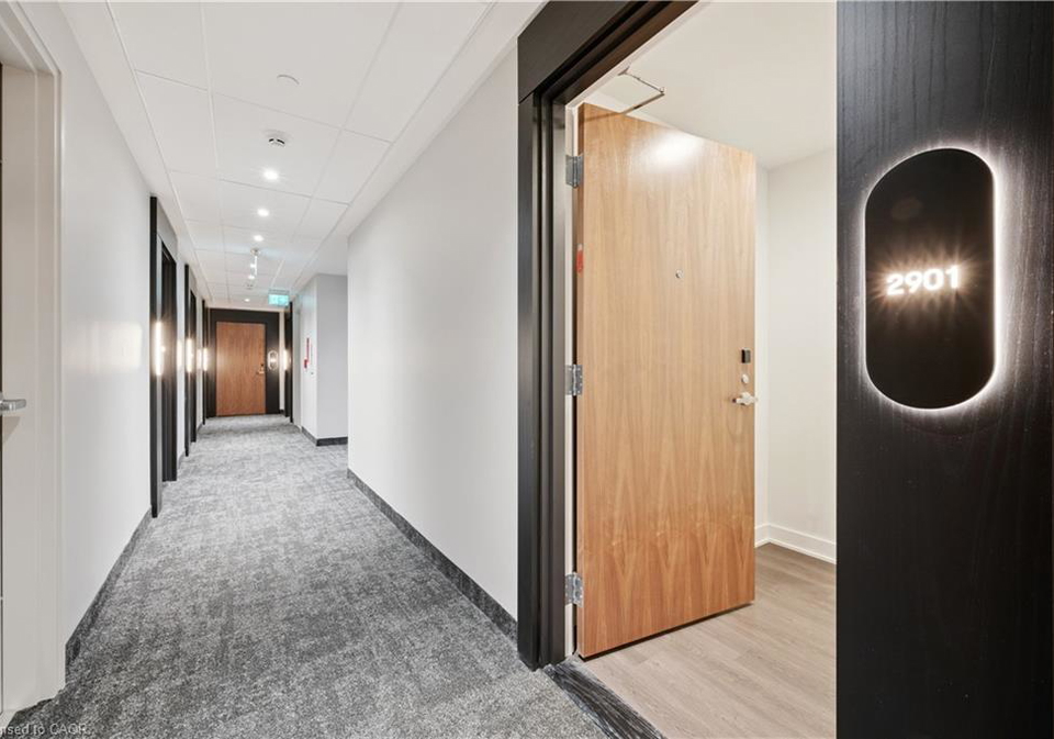 25-wellington-street-kitchener-ontario-40790622