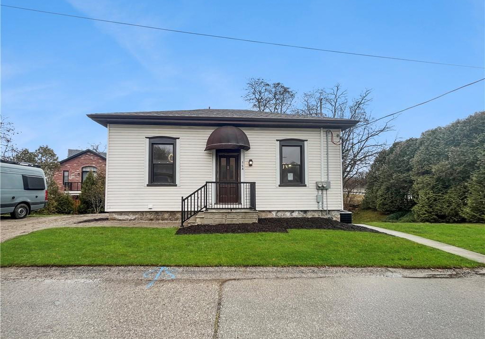 14-arnold-street-paris-ontario-40790721