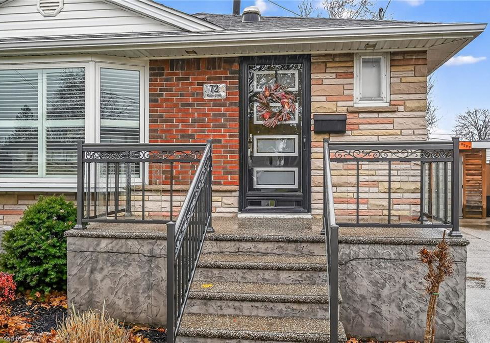 72-viceroy-court-hamilton-ontario-40790725