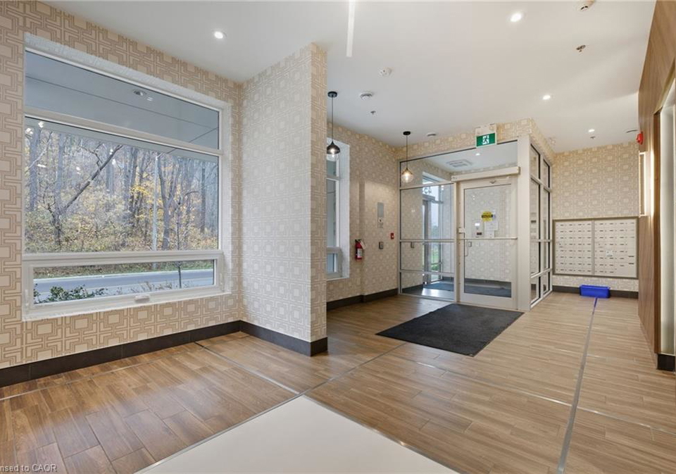 455-charlton-avenue-e-hamilton-ontario-40790802