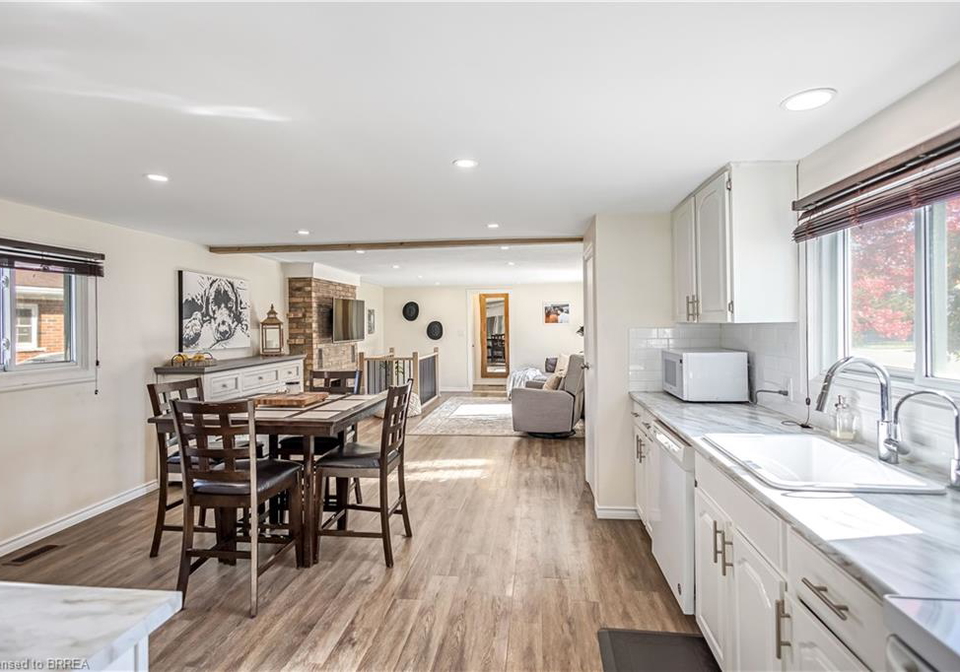 37-morton-avenue-brantford-ontario-40790806