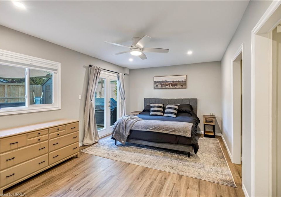 37-morton-avenue-brantford-ontario-40790806