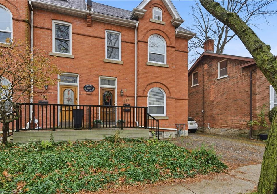 196-hatt-street-dundas-ontario-40790823