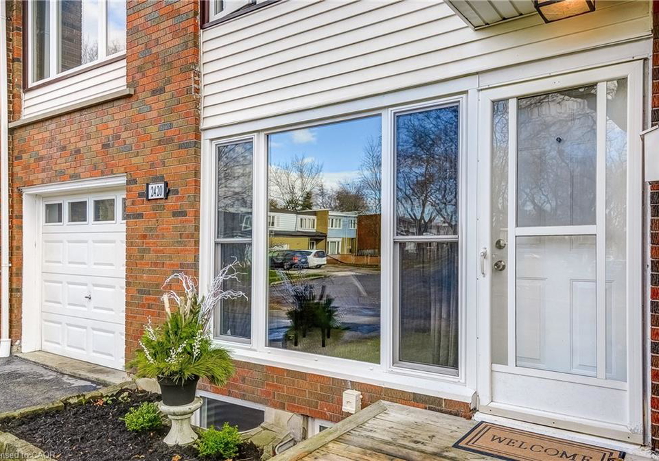 2420-maryvale-court-burlington-ontario-40790985